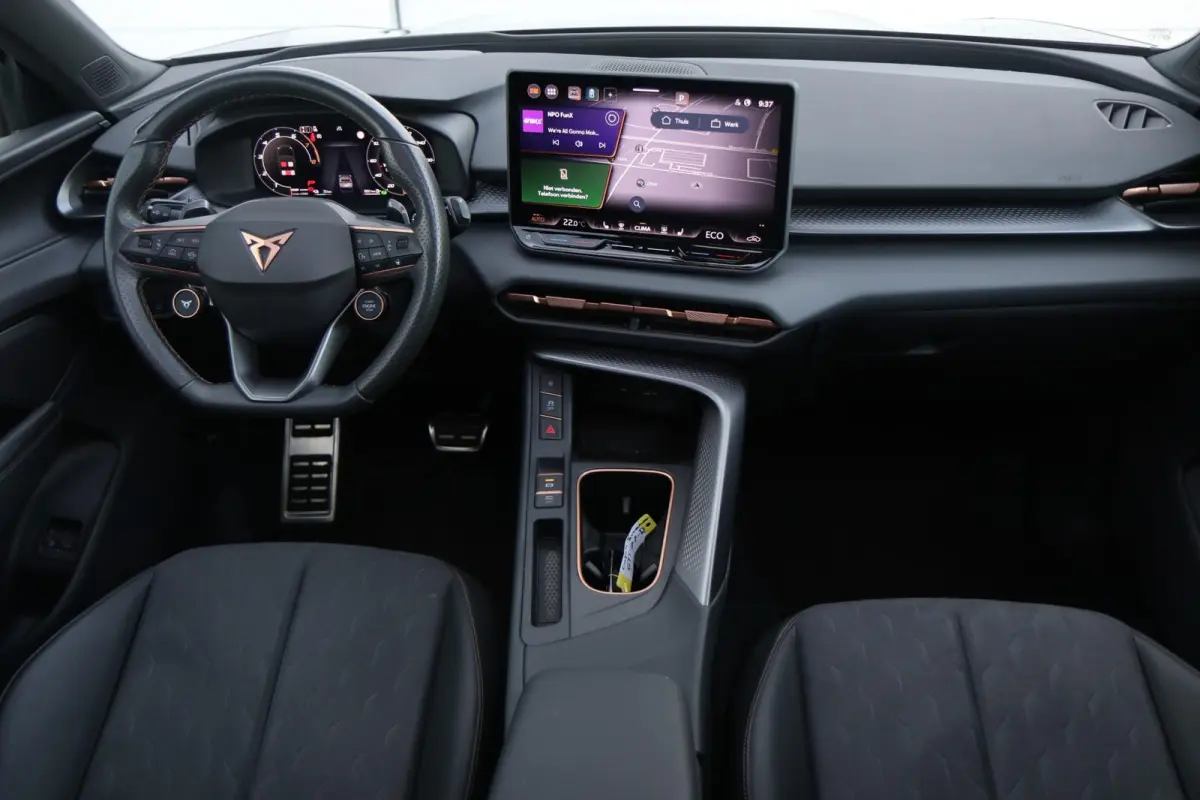 1.5 TSI e-Hybrid 272pk VZ Performance | Trekhaak | Akebono-remsysteem | Panoramadak | Sennheiser | Stoelverwarming