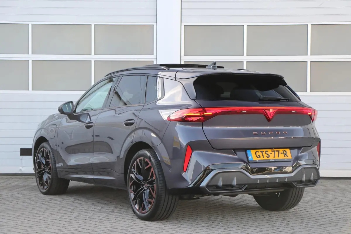 1.5 TSI e-Hybrid 272pk VZ Performance | Trekhaak | Akebono-remsysteem | Panoramadak | Sennheiser | Stoelverwarming