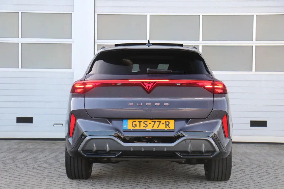 1.5 TSI e-Hybrid 272pk VZ Performance | Trekhaak | Akebono-remsysteem | Panoramadak | Sennheiser | Stoelverwarming