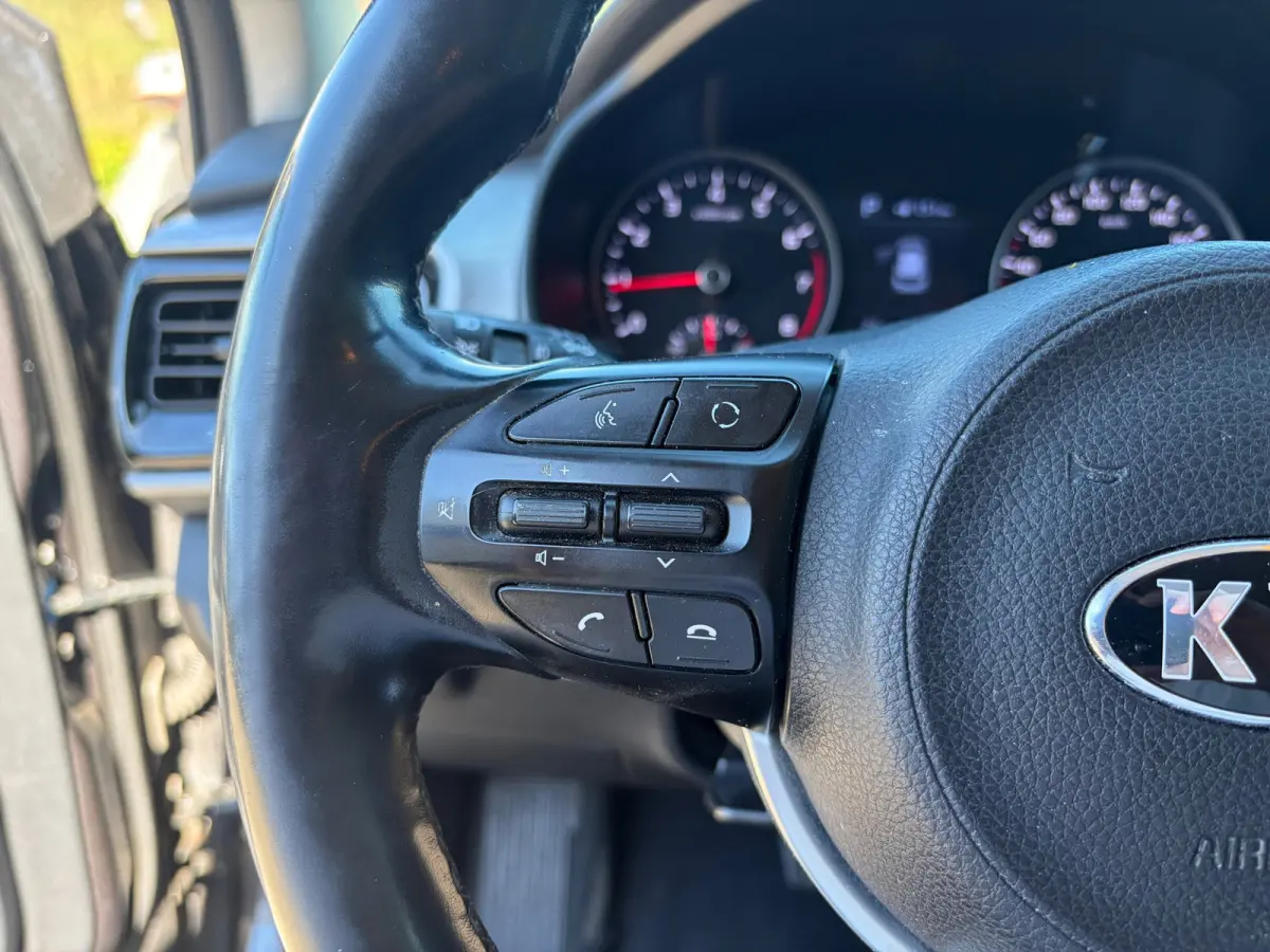 1.0 T-GDi DynamicLine CARPLAY I CAMERA I 1E EIG I STOELVERW