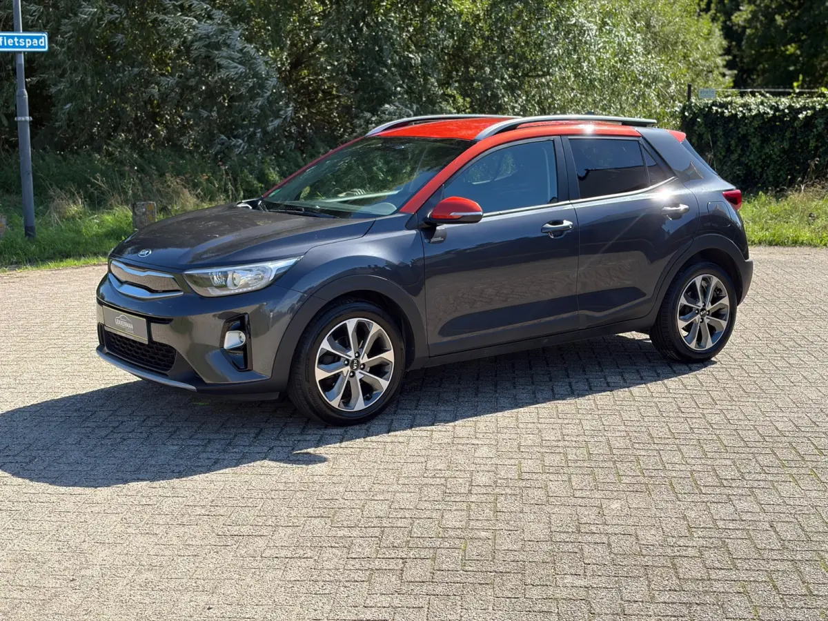 1.0 T-GDi DynamicLine CARPLAY I CAMERA I 1E EIG I STOELVERW