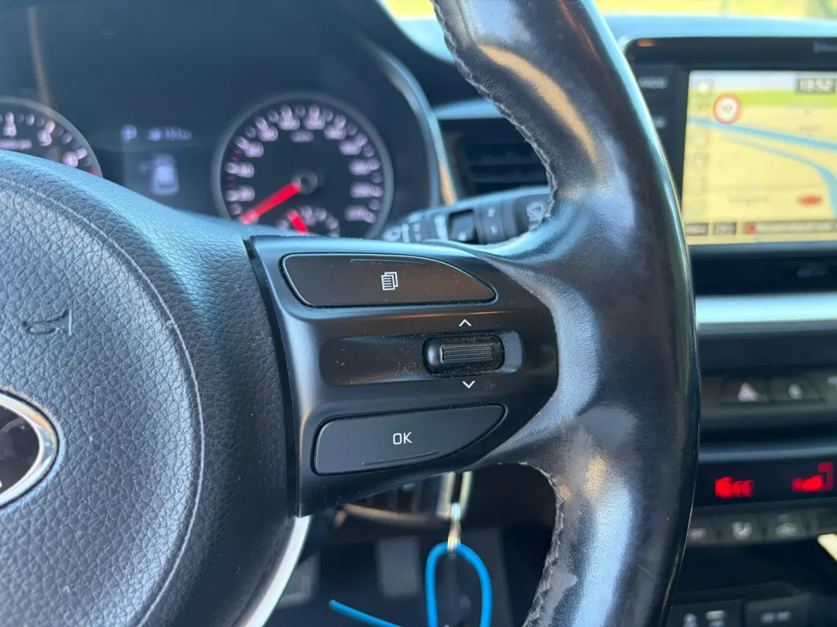 1.0 T-GDi DynamicLine CARPLAY I CAMERA I 1E EIG I STOELVERW