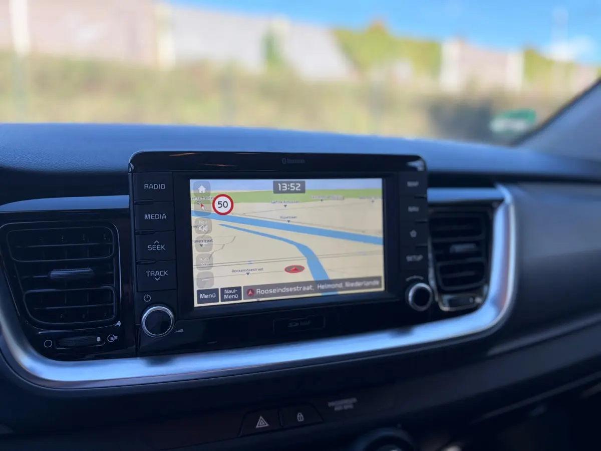 1.0 T-GDi DynamicLine CARPLAY I CAMERA I 1E EIG I STOELVERW