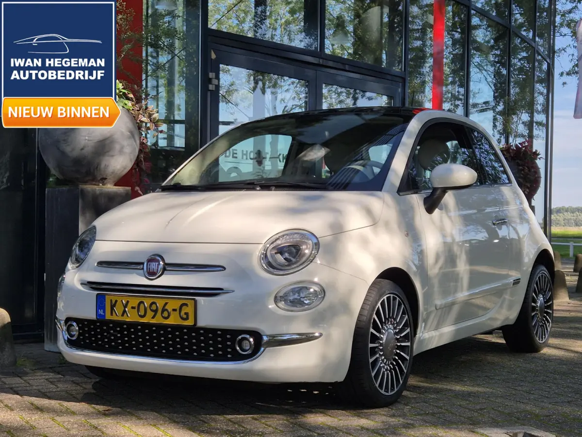 0.9 TwinAir Turbo Lounge | Panoramadak | Navigatie | Climate Control | Navigatie | Parkeersensoren | Licht metalen velgen
