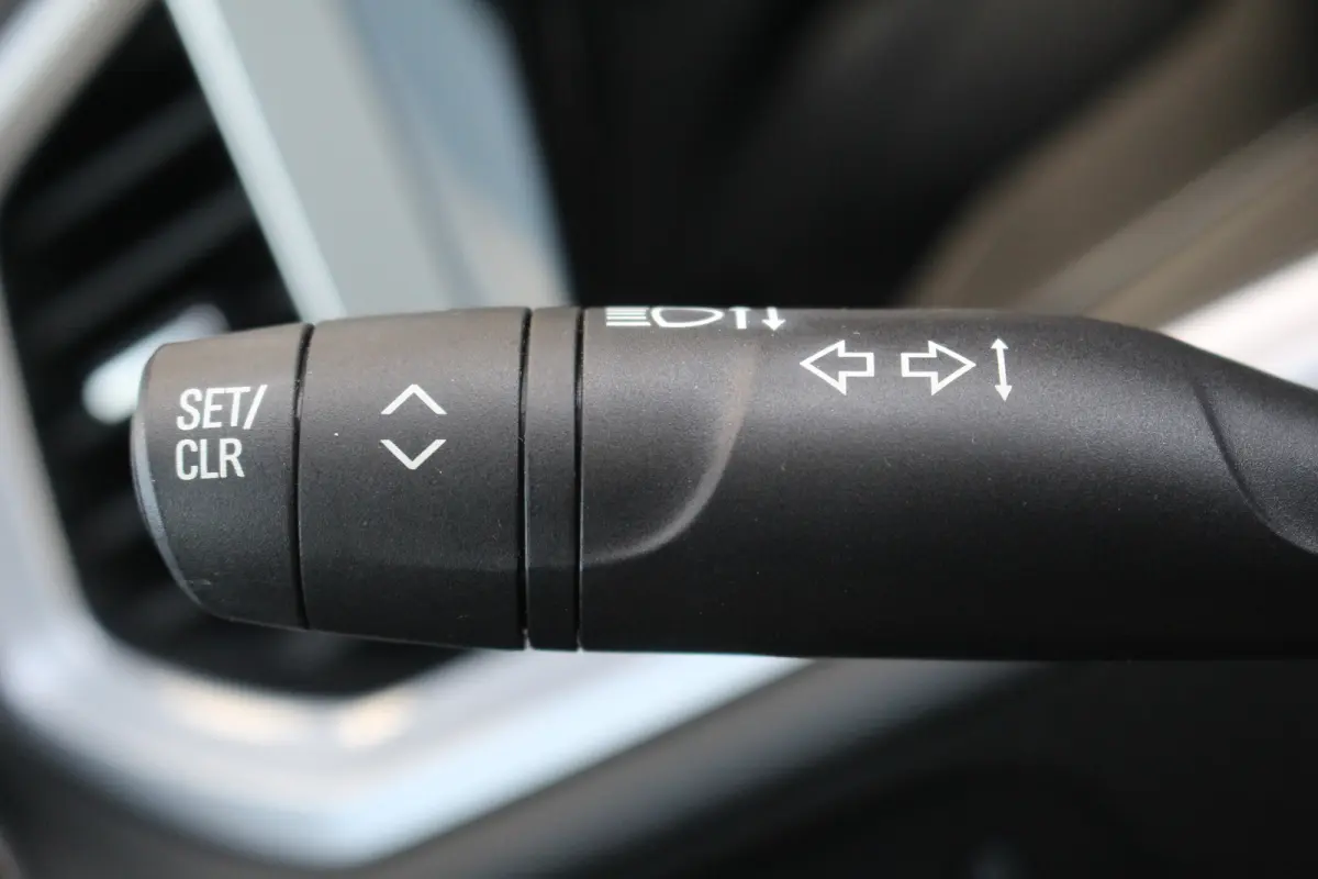 1.6 Turbo Plug-In Hybrid 4x4 GSe | Elek. Achterklep | Adaptive | 360 Cam | Stoel & Stuur Verw. | Keyless | LED | | Elek. Achterklep | Adaptive | 360 Cam | Stoel & Stuur Verw. | Keyless | LED