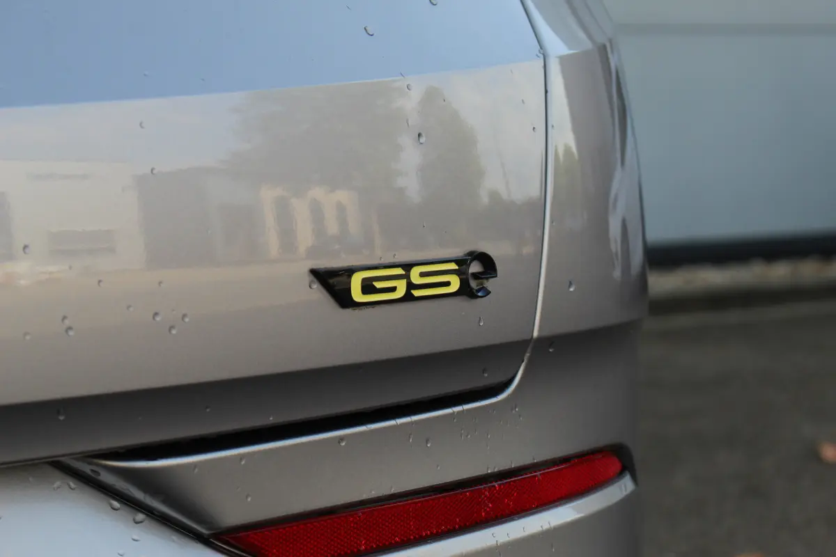 1.6 Turbo Plug-In Hybrid 4x4 GSe | Elek. Achterklep | Adaptive | 360 Cam | Stoel & Stuur Verw. | Keyless | LED | | Elek. Achterklep | Adaptive | 360 Cam | Stoel & Stuur Verw. | Keyless | LED