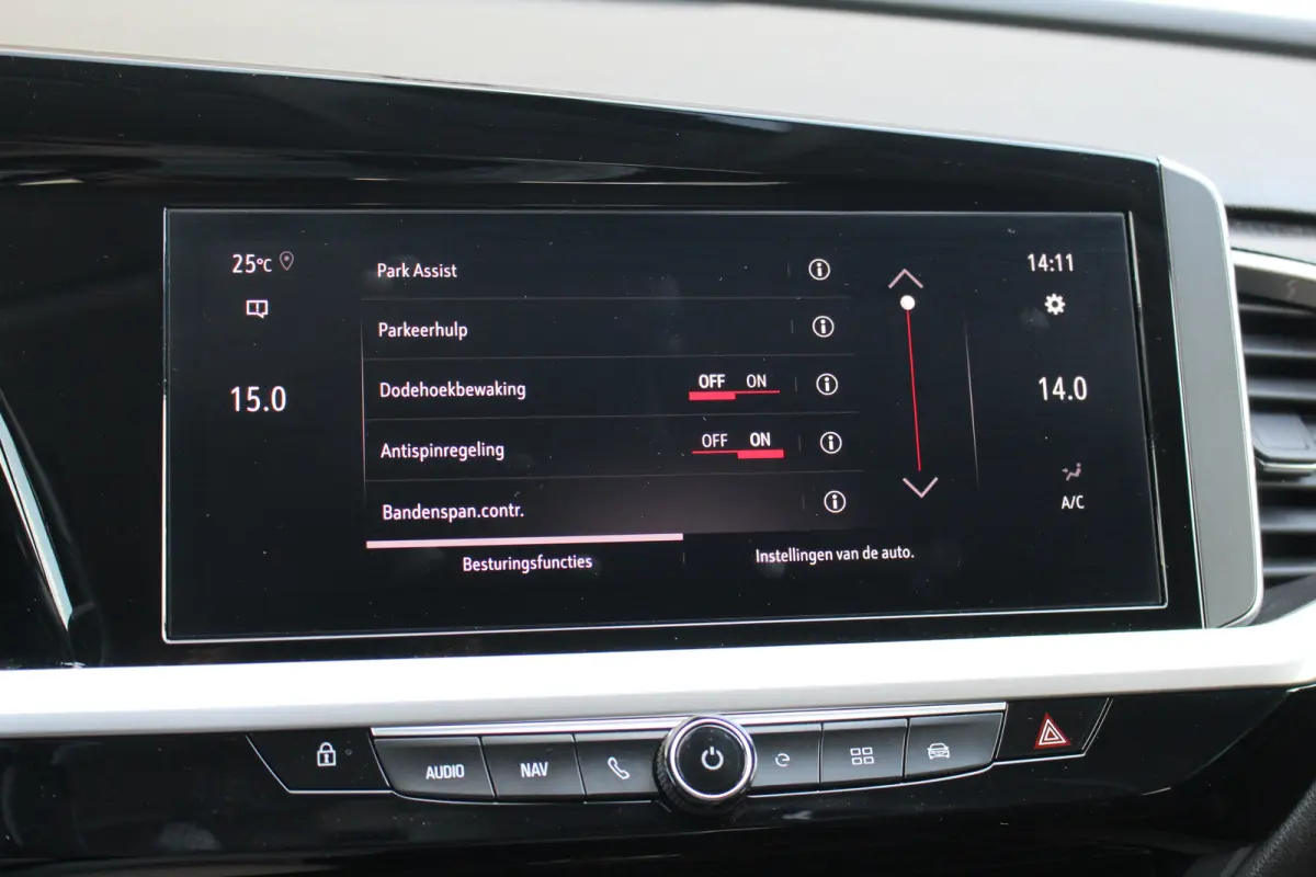 1.6 Turbo Plug-In Hybrid 4x4 GSe | Elek. Achterklep | Adaptive | 360 Cam | Stoel & Stuur Verw. | Keyless | LED | | Elek. Achterklep | Adaptive | 360 Cam | Stoel & Stuur Verw. | Keyless | LED