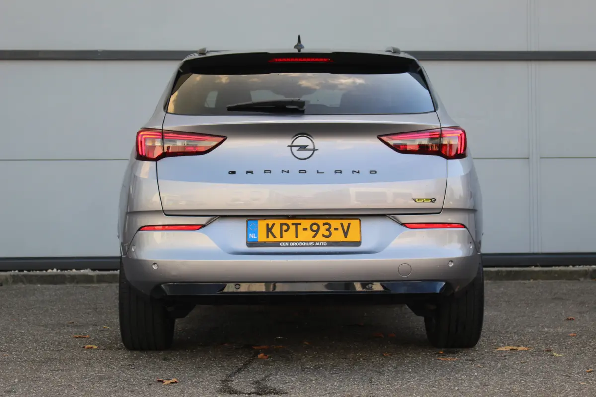 1.6 Turbo Plug-In Hybrid 4x4 GSe | Elek. Achterklep | Adaptive | 360 Cam | Stoel & Stuur Verw. | Keyless | LED | | Elek. Achterklep | Adaptive | 360 Cam | Stoel & Stuur Verw. | Keyless | LED