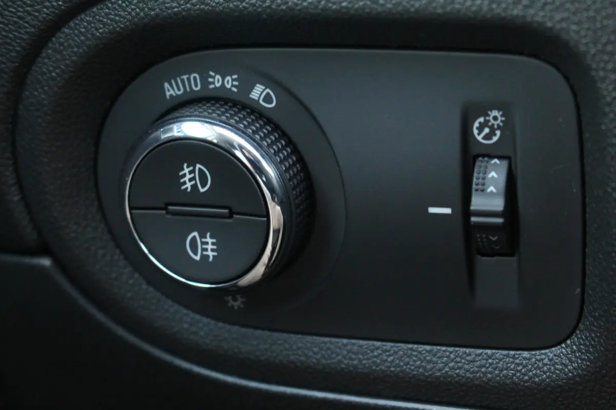 1.6 Turbo Plug-In Hybrid 4x4 GSe | Elek. Achterklep | Adaptive | 360 Cam | Stoel & Stuur Verw. | Keyless | LED | | Elek. Achterklep | Adaptive | 360 Cam | Stoel & Stuur Verw. | Keyless | LED