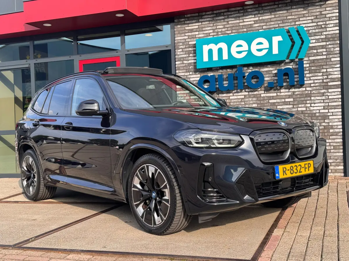 High Executive 80 kWh M-SPORT SOH 93,7% l PANO l TREKHAAK l HUD l H/K l 360 l SFEER l MEMORY l HUD l MATRIX