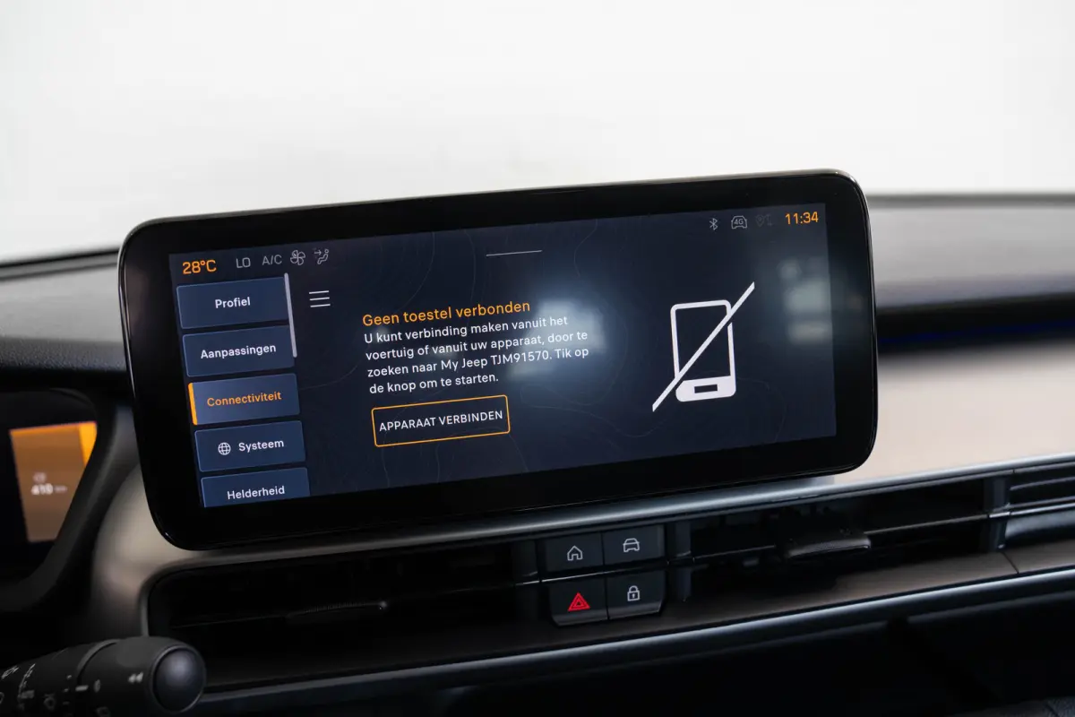 1.2 e-Hybrid Summit | Tot 8 Jaar Garantie | Navigatie | Camera | El. Achterklep | Climate Controle | Apple Carplay & Android Auto |