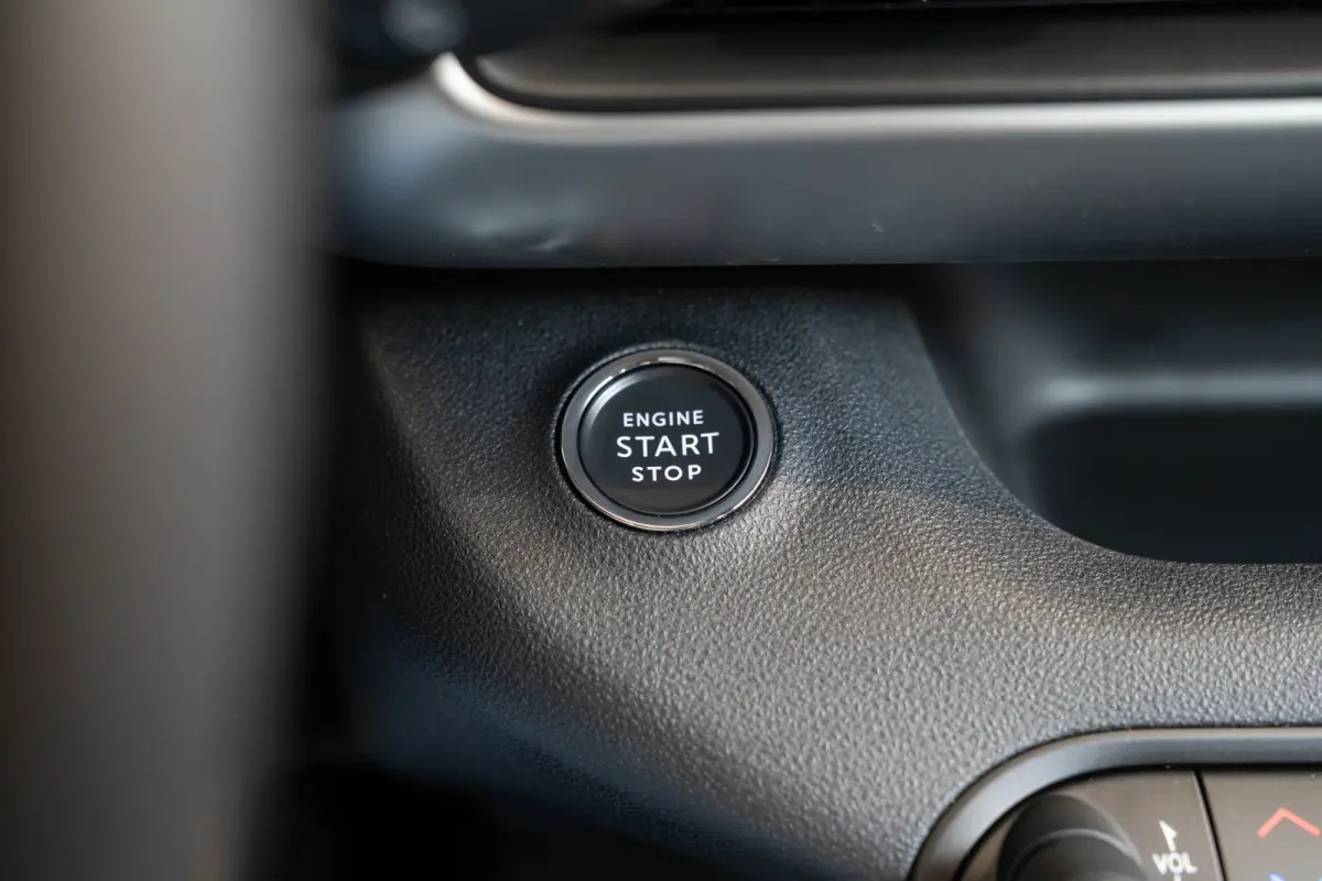 1.2 e-Hybrid Summit | Tot 8 Jaar Garantie | Navigatie | Camera | El. Achterklep | Climate Controle | Apple Carplay & Android Auto |