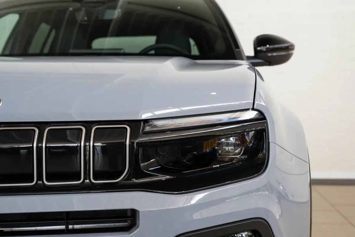 1.2 e-Hybrid Summit | Tot 8 Jaar Garantie | Navigatie | Camera | El. Achterklep | Climate Controle | Apple Carplay & Android Auto |
