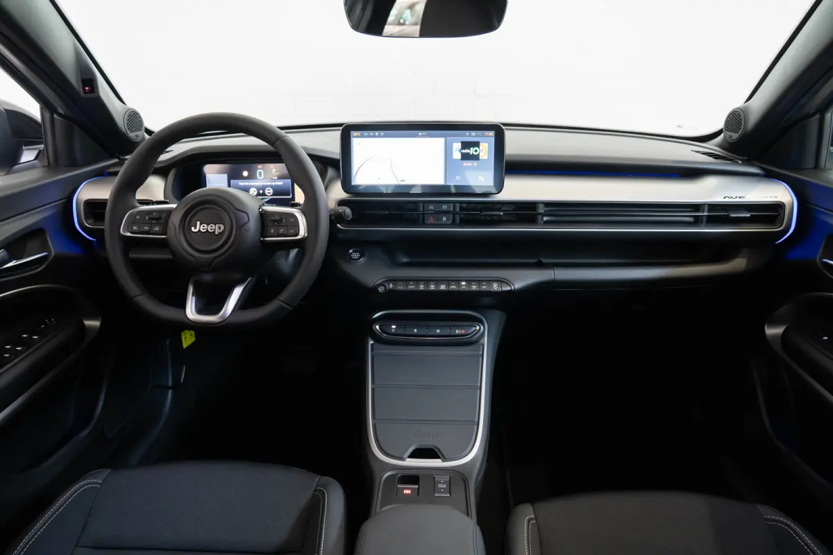1.2 e-Hybrid Summit | Tot 8 Jaar Garantie | Navigatie | Camera | El. Achterklep | Climate Controle | Apple Carplay & Android Auto |