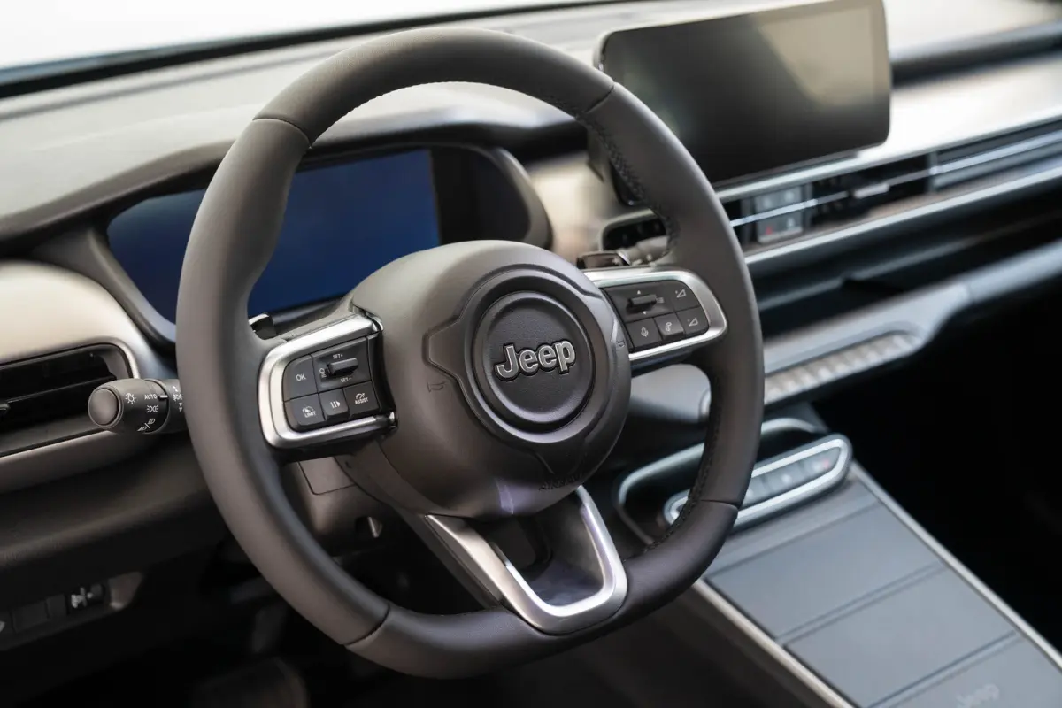 1.2 e-Hybrid Summit | Tot 8 Jaar Garantie | Navigatie | Camera | El. Achterklep | Climate Controle | Apple Carplay & Android Auto |