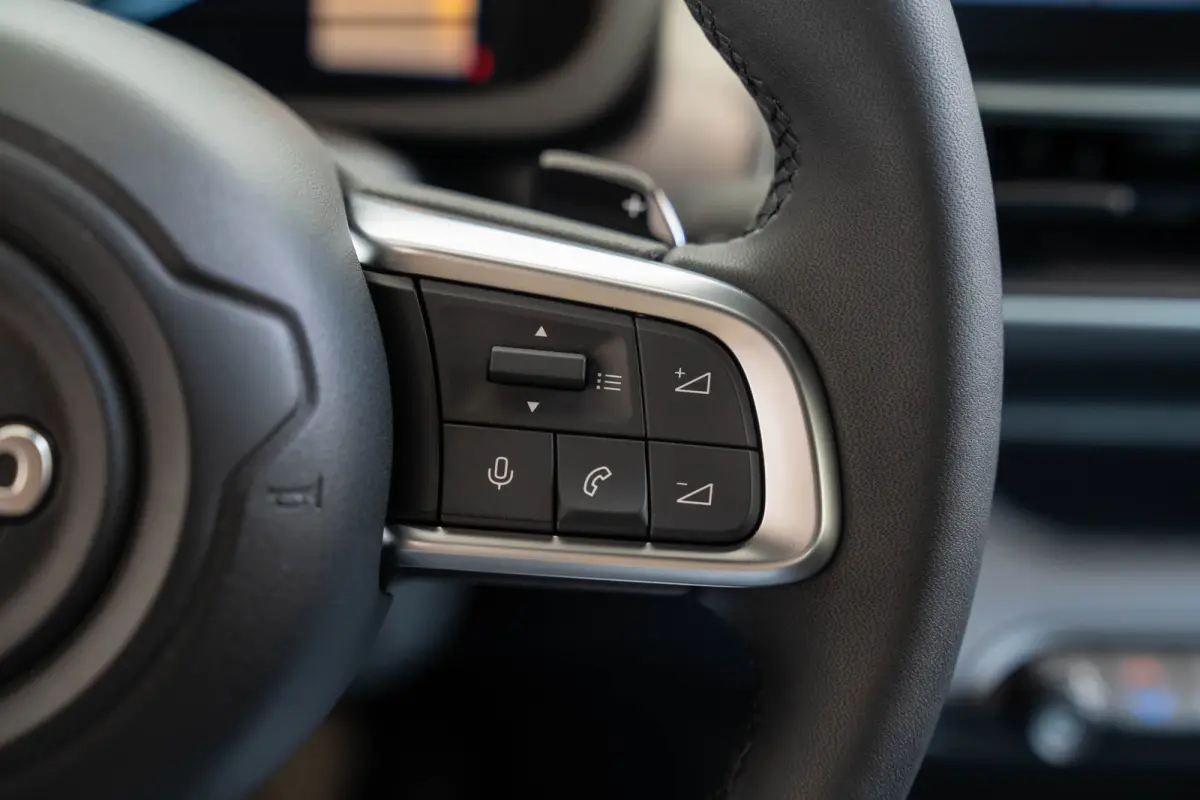 1.2 e-Hybrid Summit | Tot 8 Jaar Garantie | Navigatie | Camera | El. Achterklep | Climate Controle | Apple Carplay & Android Auto |