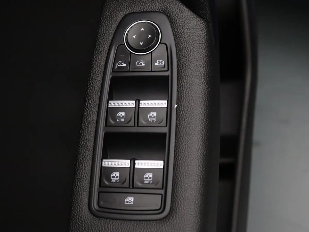 100pk TCe Intens Apple Carplay/Android Auto | Climate