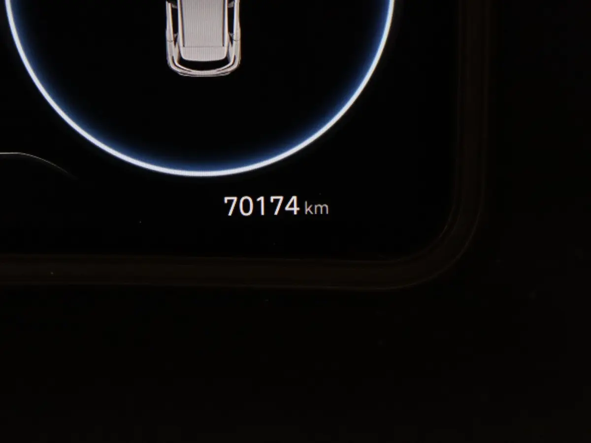 EV Fashion 64 kWh Apple Carplay/Android Auto | Climate