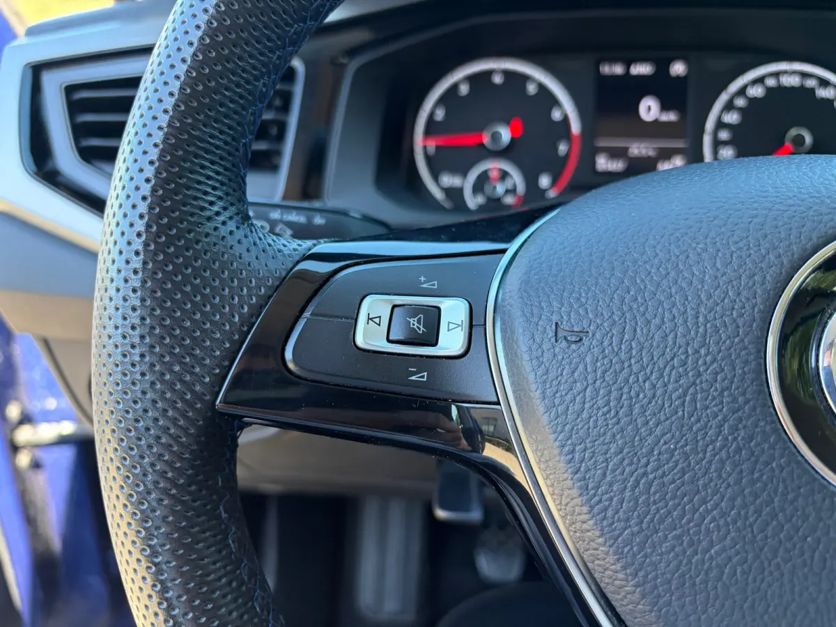 1.0 R-Line CARPLAY I PDC I UNIEKE KM I STOELVERW I DEALER ONDH