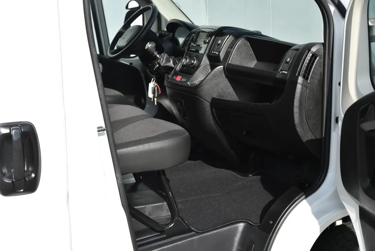 Bestel 330 2.2 BlueHDi 165 L2H2 Premium