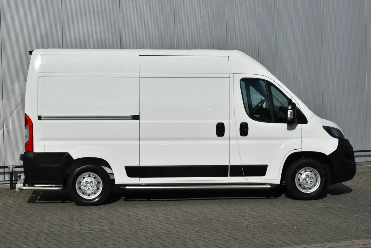 Bestel 330 2.2 BlueHDi 165 L2H2 Premium