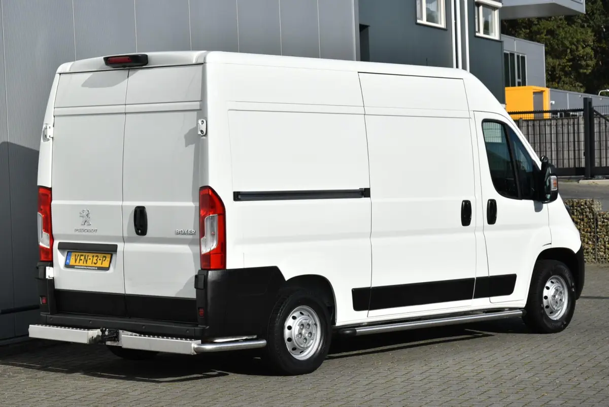 Bestel 330 2.2 BlueHDi 165 L2H2 Premium