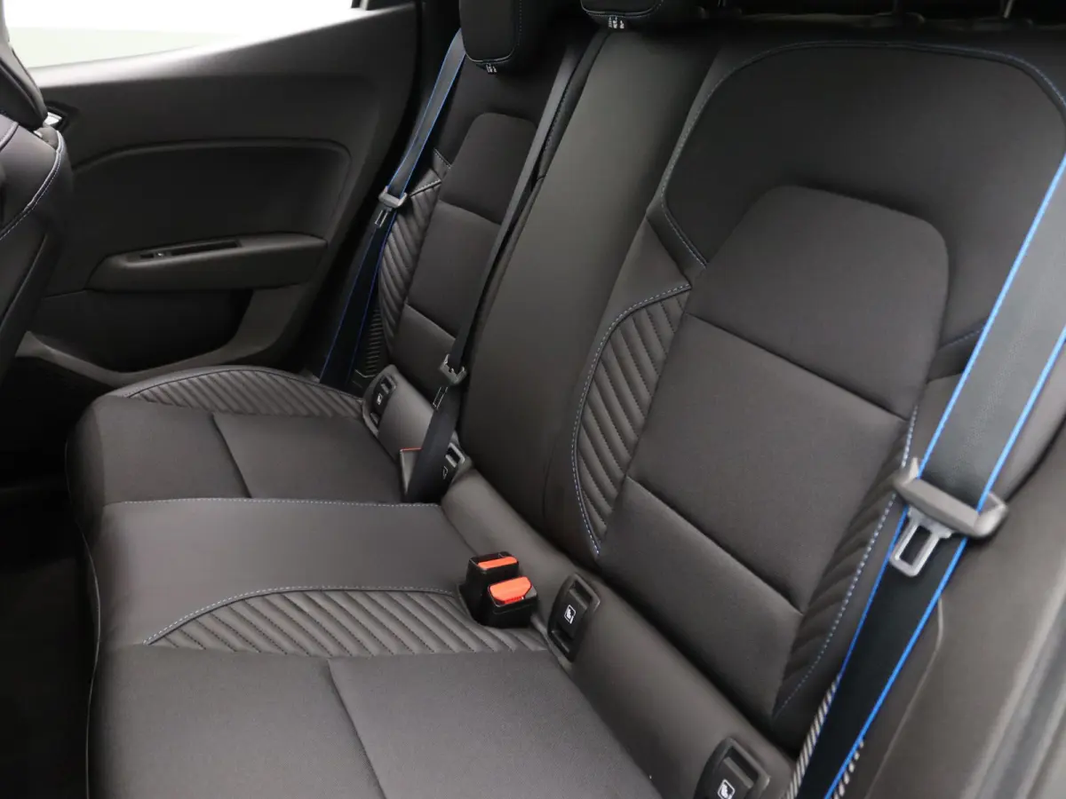145pk E-Tech Full Hybrid esprit Alpine