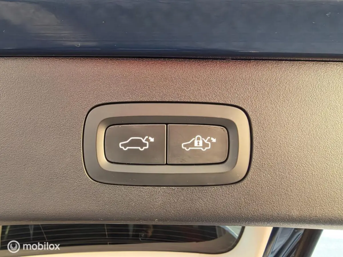 - 1.5 261PK Plug-in Hybrid, Pano, 360 Camera , Apple Carplay✅NL AUTO