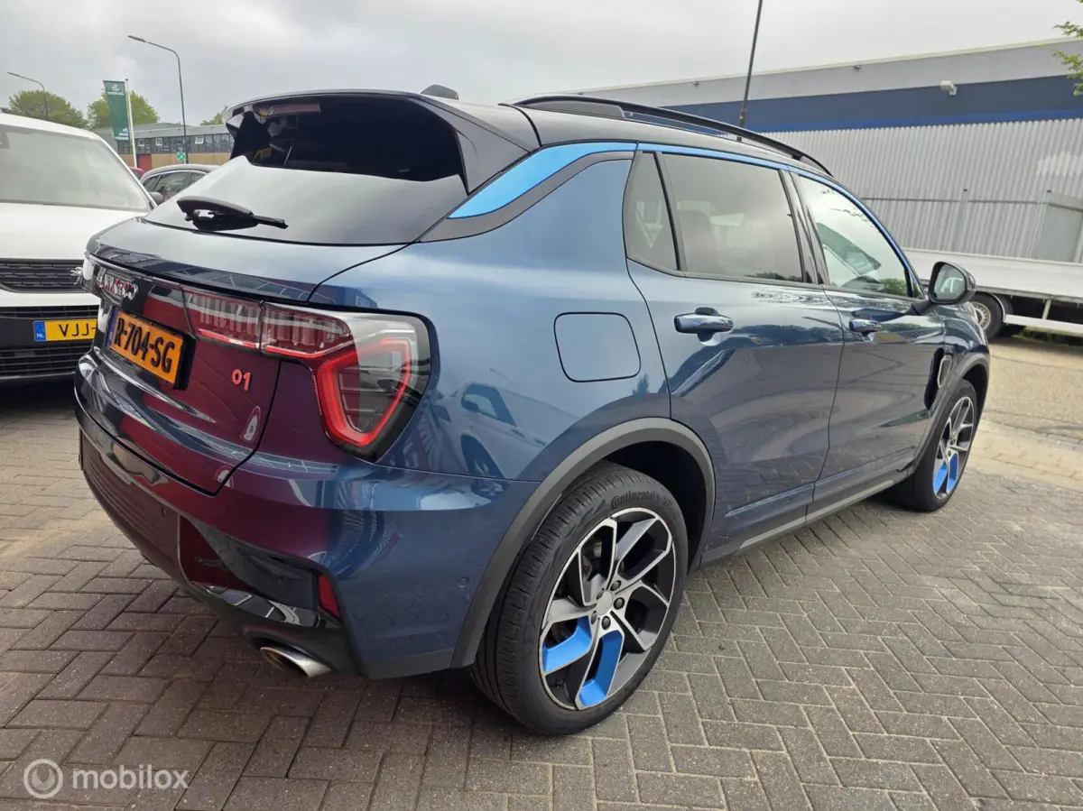 - 1.5 261PK Plug-in Hybrid, Pano, 360 Camera , Apple Carplay✅NL AUTO
