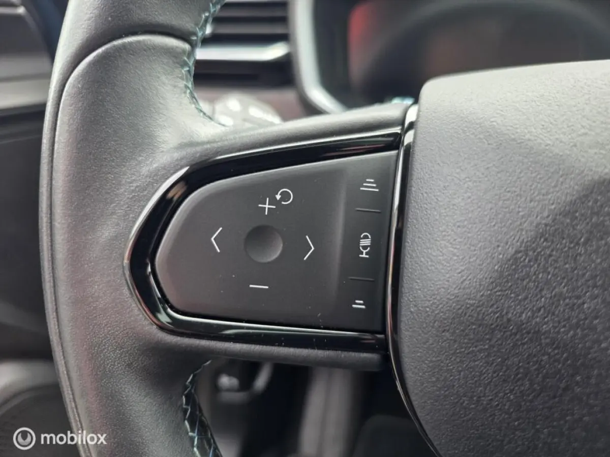 - 1.5 261PK Plug-in Hybrid, Pano, 360 Camera , Apple Carplay✅NL AUTO