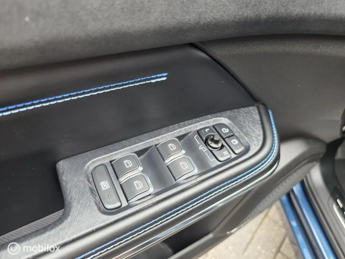 - 1.5 261PK Plug-in Hybrid, Pano, 360 Camera , Apple Carplay✅NL AUTO