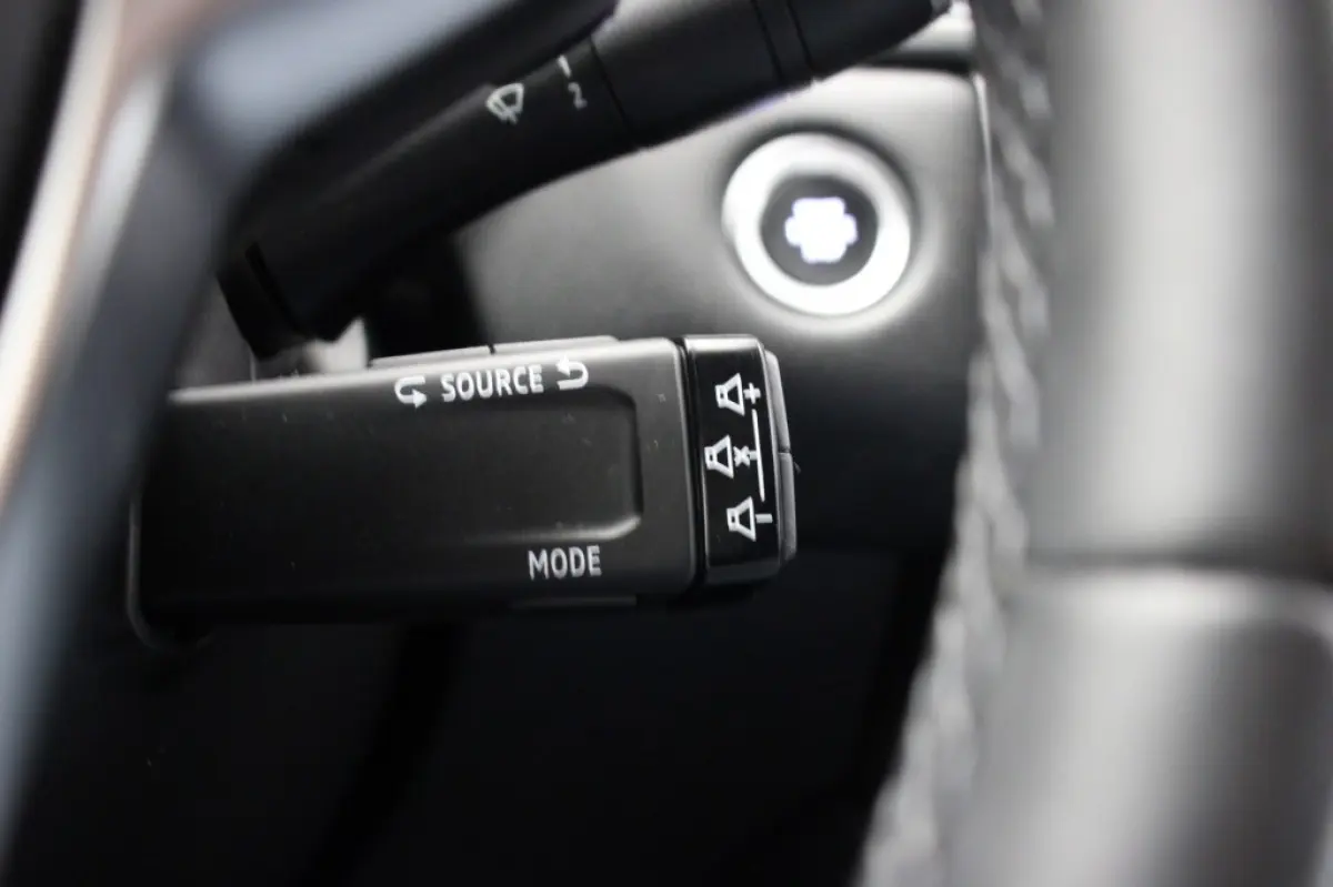 1.3 TCe 140 Intens Automaat - Digitaal Cockpit, Carplay, Camera, Half Leer