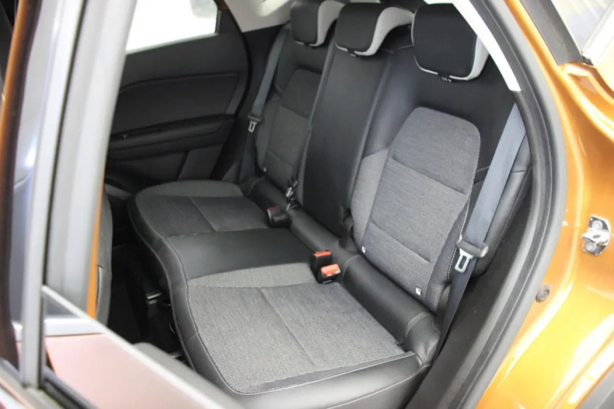 1.3 TCe 140 Intens Automaat - Digitaal Cockpit, Carplay, Camera, Half Leer