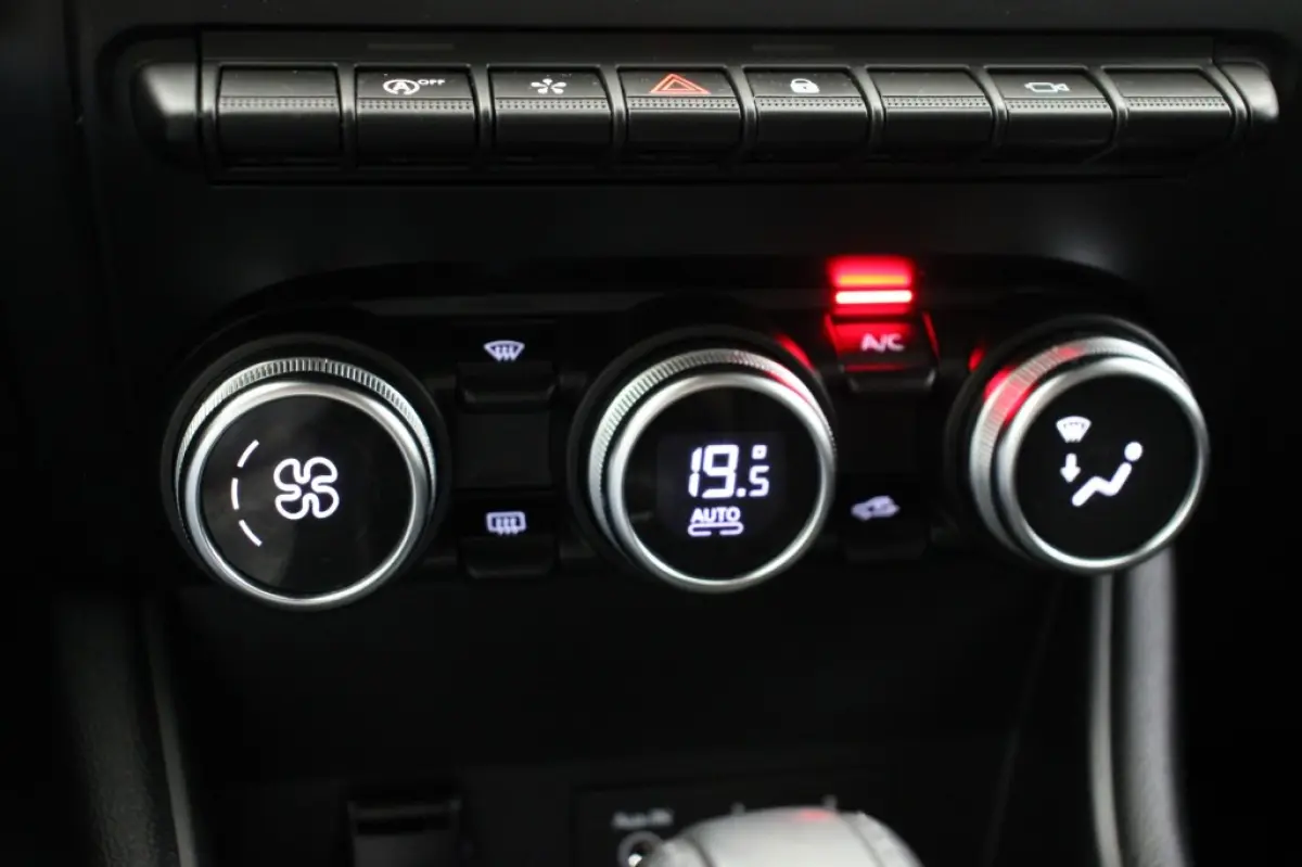 1.3 TCe 140 Intens Automaat - Digitaal Cockpit, Carplay, Camera, Half Leer