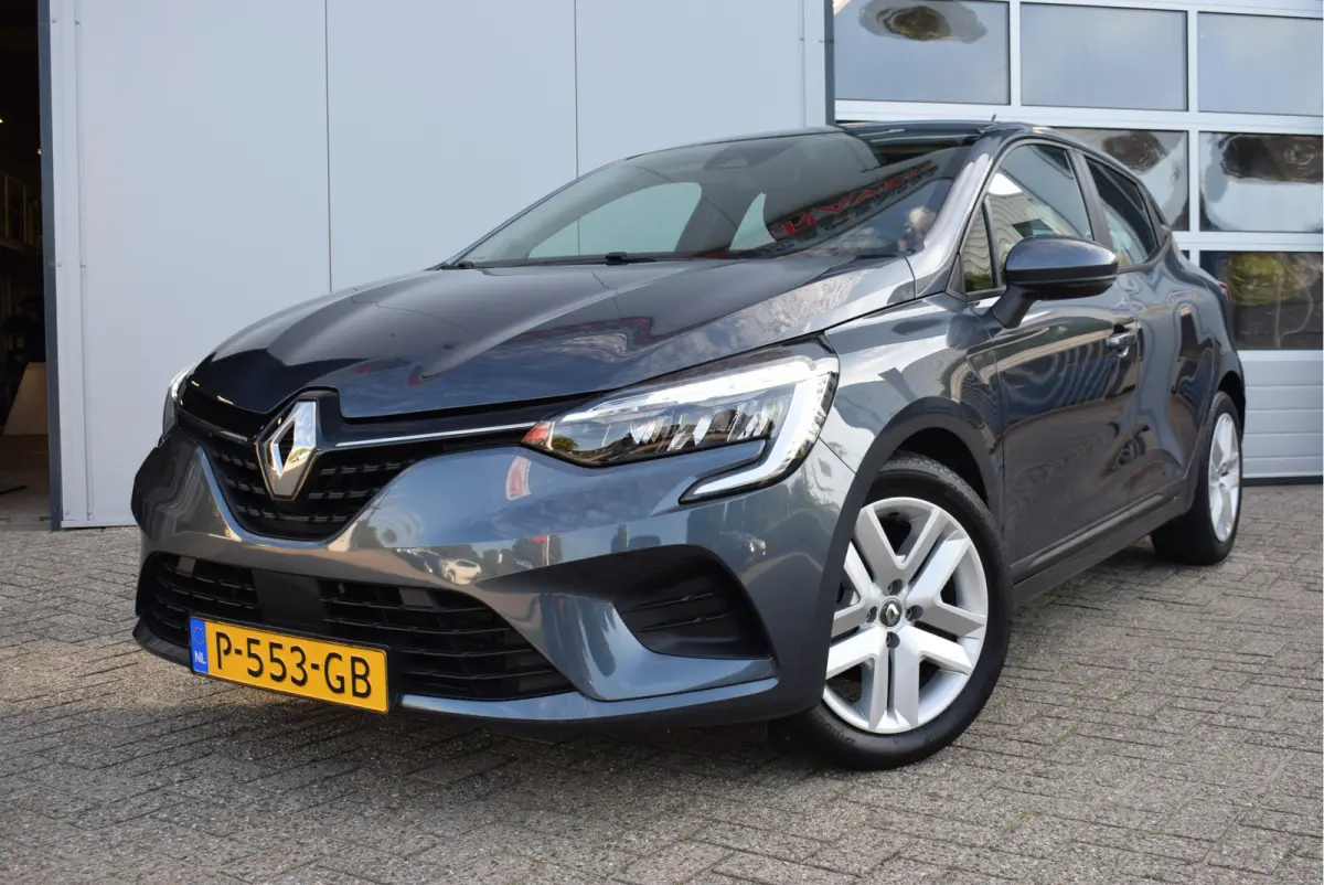 1.6 E-Tech Hybrid 140 Zen | NL-Auto | Navi | Parkeersensoren