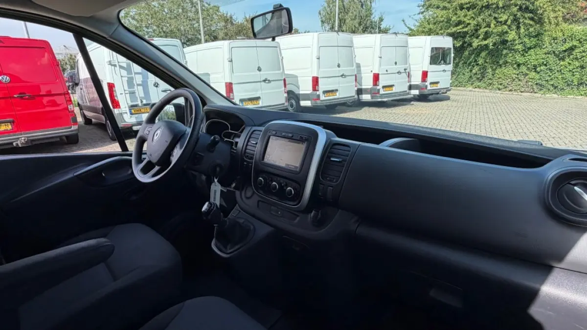 1.6 DCI 70KW 95PK L2H1 EURO 6 AIRCO/ NAVIGATIE/ CRUISE CONTROL/ 100% DEALERONDERHOUDEN
