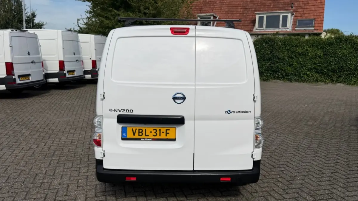 E-nv200 ZERO EMISSIE 40KWH 80KW 120PK AIRCO/ NAVIGATIE/ CRUISE CONTROL/ CAMERA/ IMPERIAAL/ 100% DEALERONDERHOUDEN