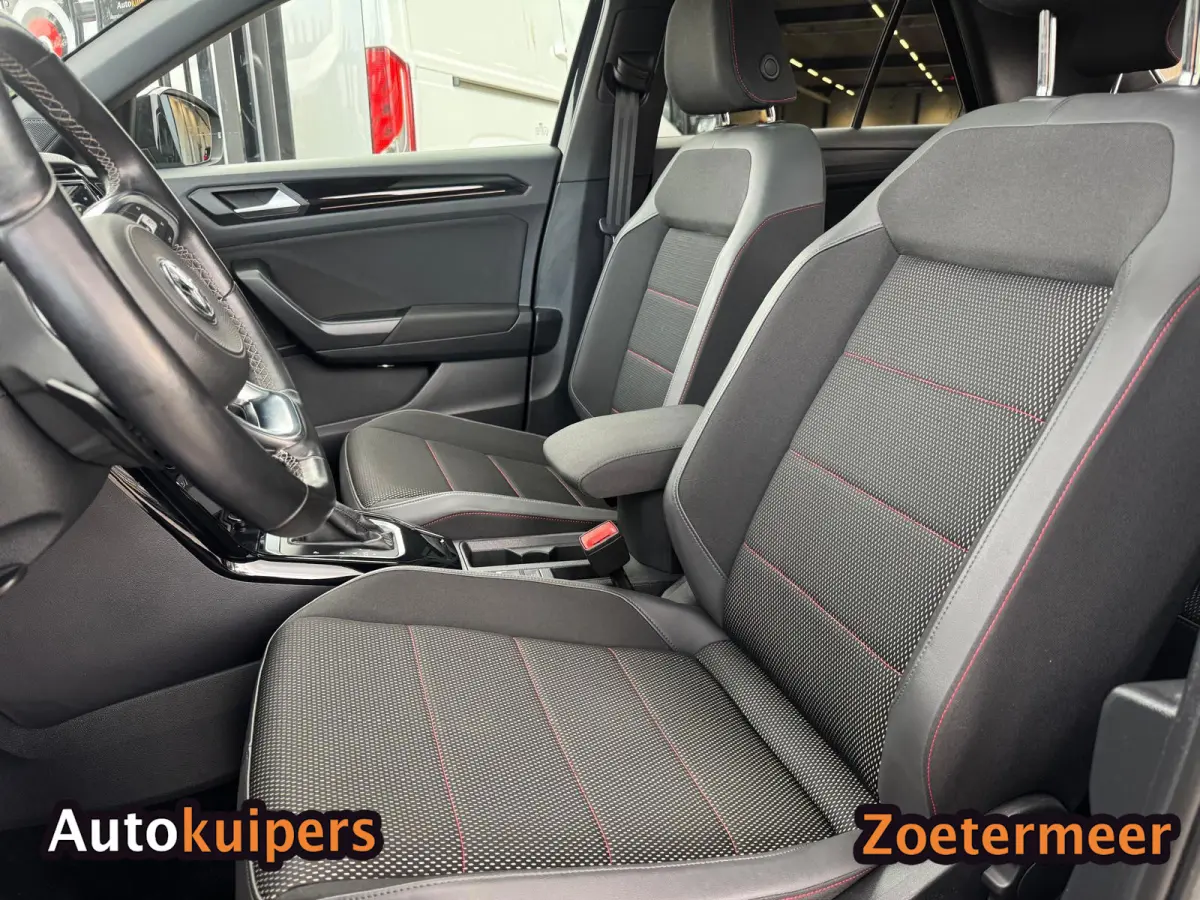 1.5 TSI Sport Business R , black edition