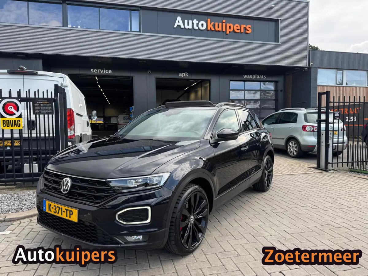 1.5 TSI Sport Business R , black edition