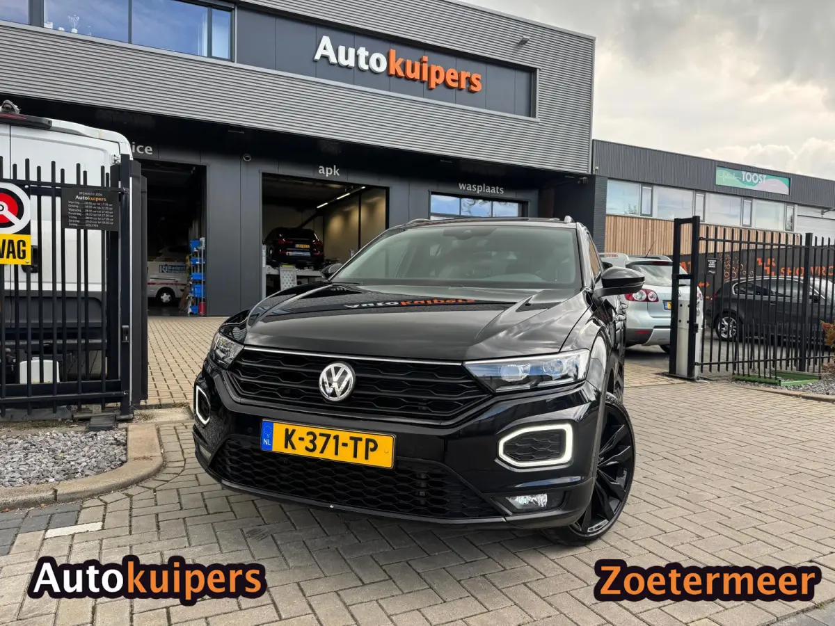 1.5 TSI Sport Business R , black edition