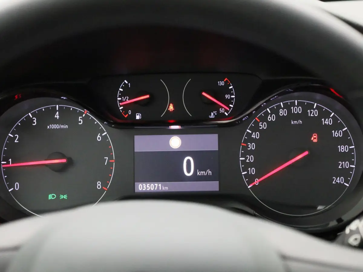 1.2 Edition | Apple Carplay / Android Auto | Cruise Control | Lichtmetalen Velgen | Airco |