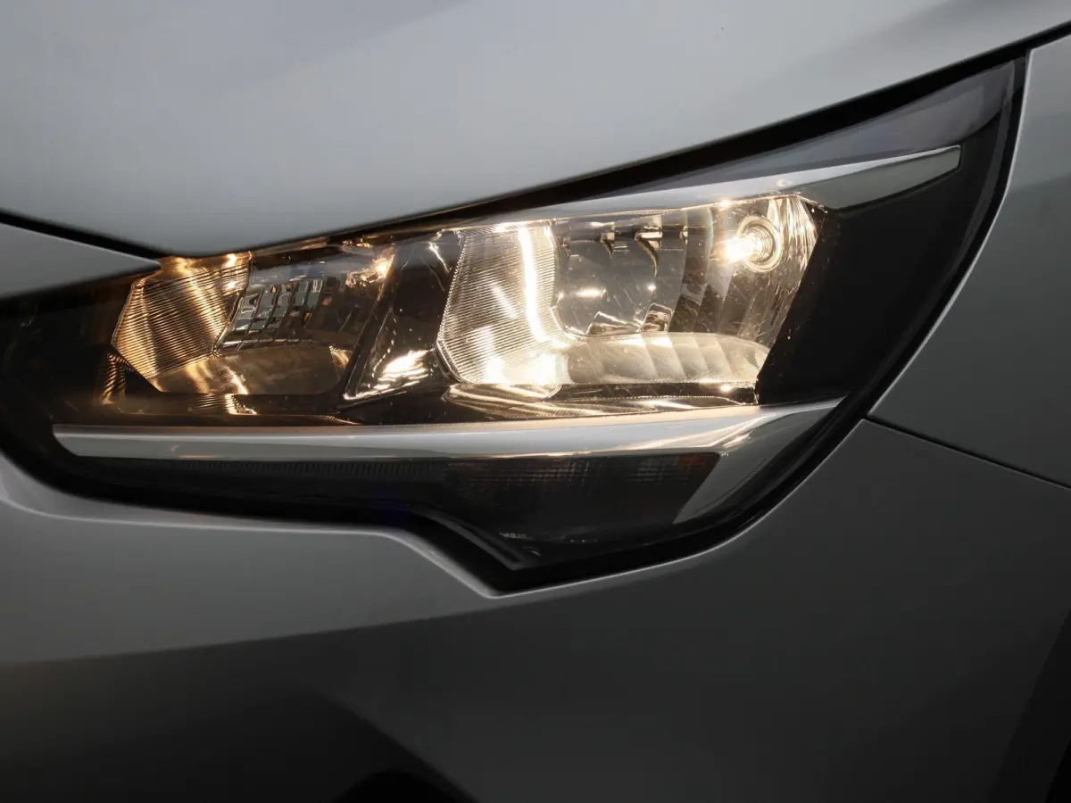 1.2 Edition | Apple Carplay / Android Auto | Cruise Control | Lichtmetalen Velgen | Airco |