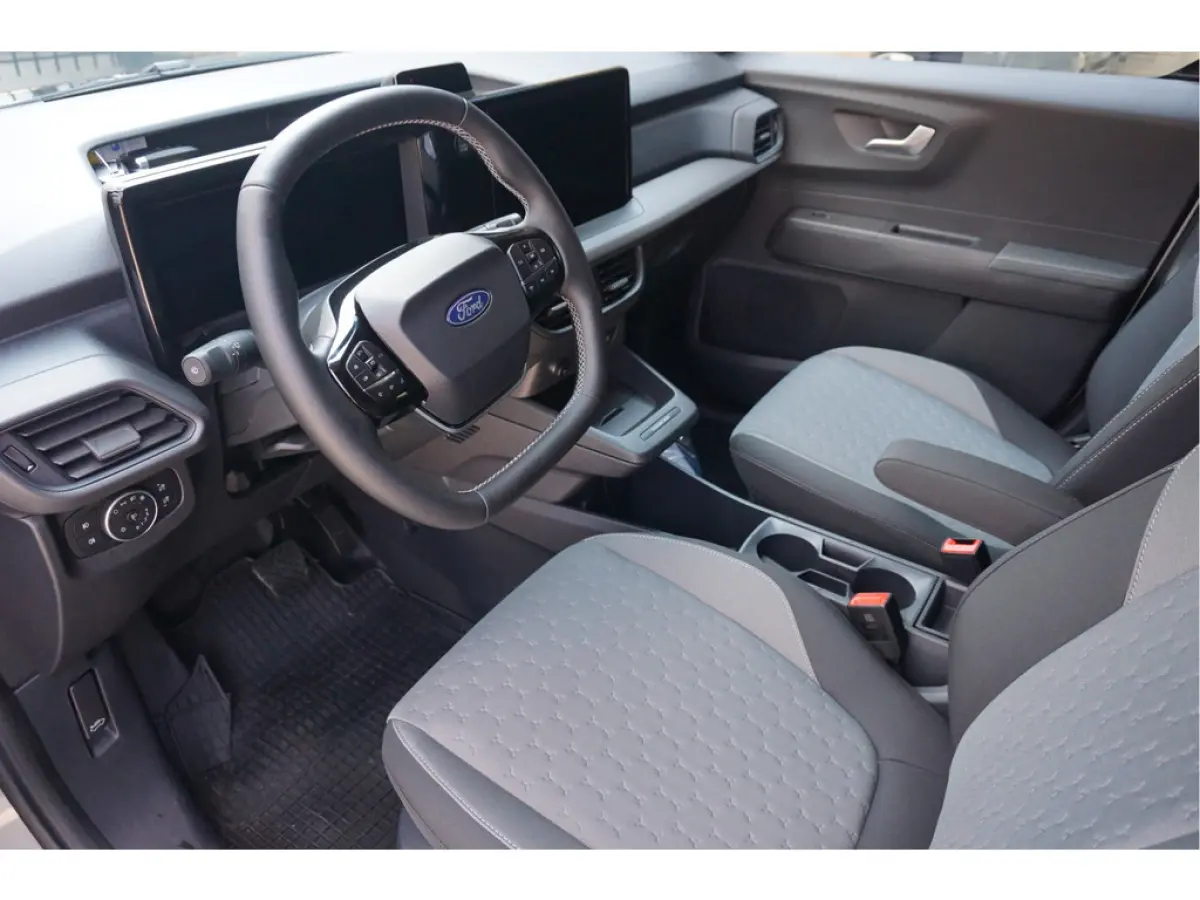 Limited 44 kWh 136PK Automaat Airco | Cruise | Apple CP-Android | Trekhaak