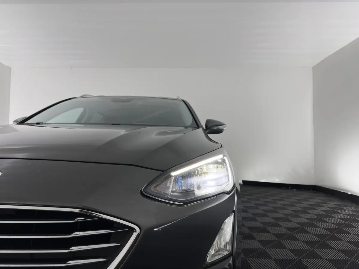 1.0 EcoBoost Titanium X Business (INCL-BTW)  Aut. *DIGI-COCKPIT | KEYLESS | CAMERA | NAVI-FULLMAP | HEATED-SPORTSEATS | DAB+ |  ECC | PDC | TOWBAR | 16''ALU*