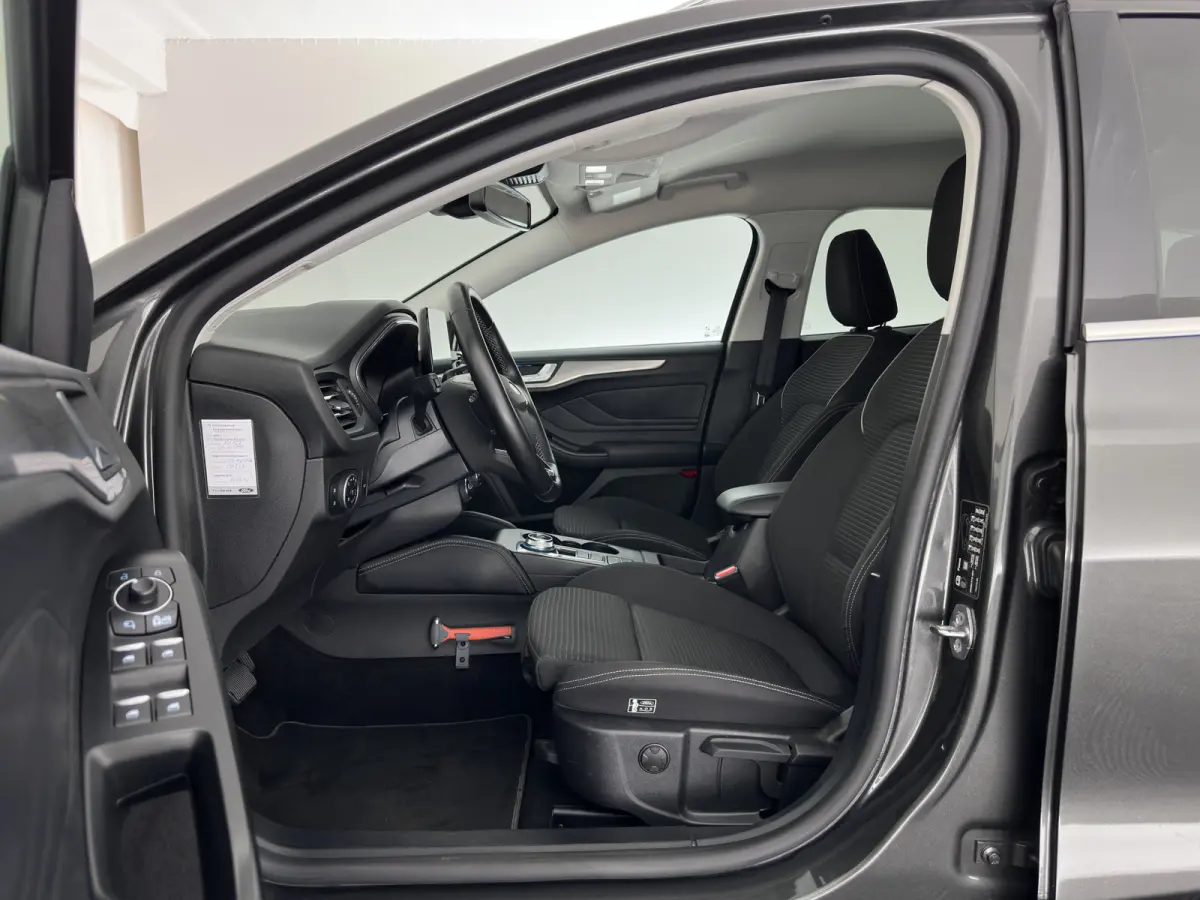 1.0 EcoBoost Titanium X Business (INCL-BTW)  Aut. *DIGI-COCKPIT | KEYLESS | CAMERA | NAVI-FULLMAP | HEATED-SPORTSEATS | DAB+ |  ECC | PDC | TOWBAR | 16''ALU*