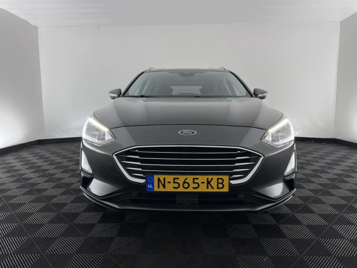 1.0 EcoBoost Titanium X Business (INCL-BTW)  Aut. *DIGI-COCKPIT | KEYLESS | CAMERA | NAVI-FULLMAP | HEATED-SPORTSEATS | DAB+ |  ECC | PDC | TOWBAR | 16''ALU*