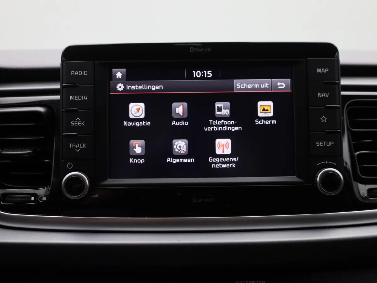 1.0 TGDI DynamicLine | Apple Carplay / Android Auto | Cruise Control | Achteruitrijcamera | Parkeersensoren | Lichtmetalen Velgen |