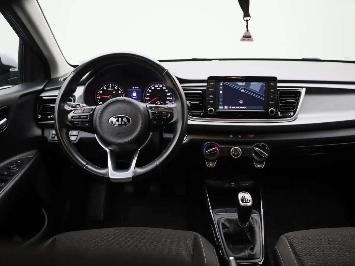1.0 TGDI DynamicLine | Apple Carplay / Android Auto | Cruise Control | Achteruitrijcamera | Parkeersensoren | Lichtmetalen Velgen |