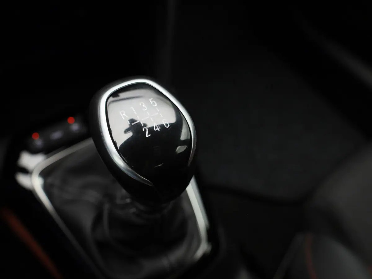 1.2 Level 4 | Navigatie | Airco | Lichtmetalen velgen |