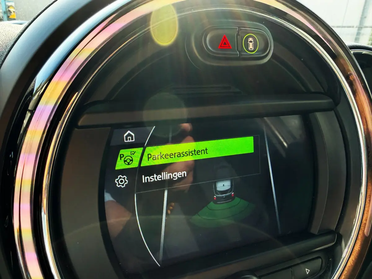 1.5 One Navi_Clima_parkeer assist_Cruise_Botssensor